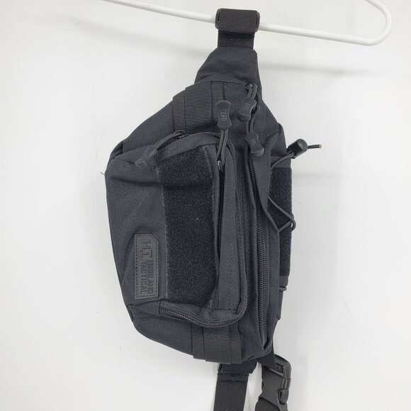 Highland Tactical Black Zipper Pocket Adjustable Strap Fanny Pack Belt Bag - Picture 1 of 10